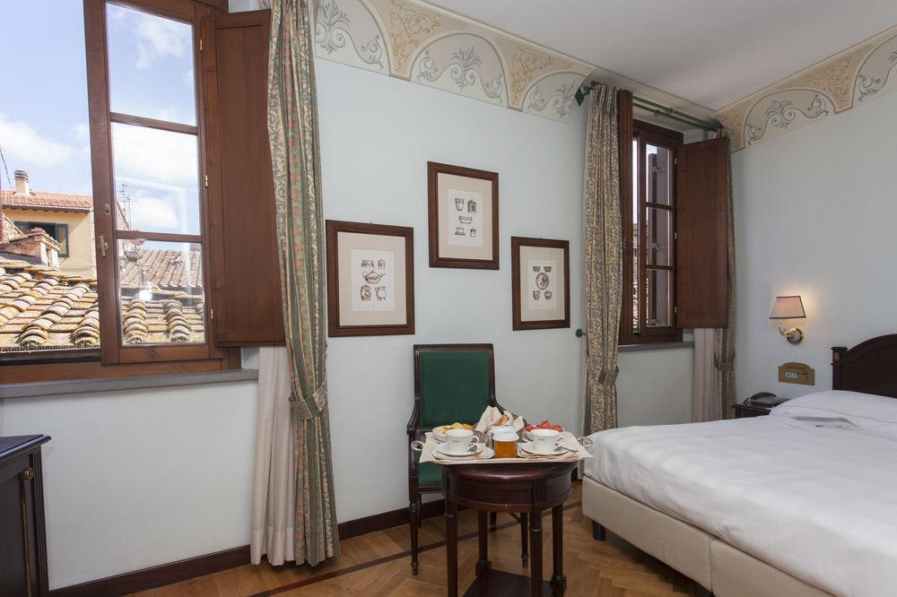 Unahotels Palazzo Mannaioni Toscana Montaione Exterior foto